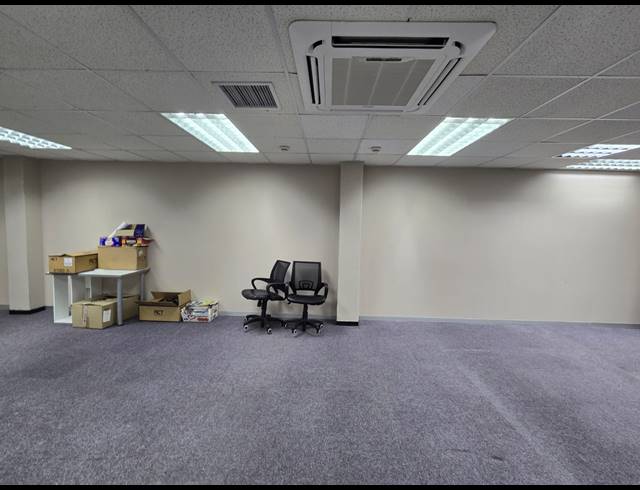 422M² OFFICE TO LET IN TYGER VALLEY